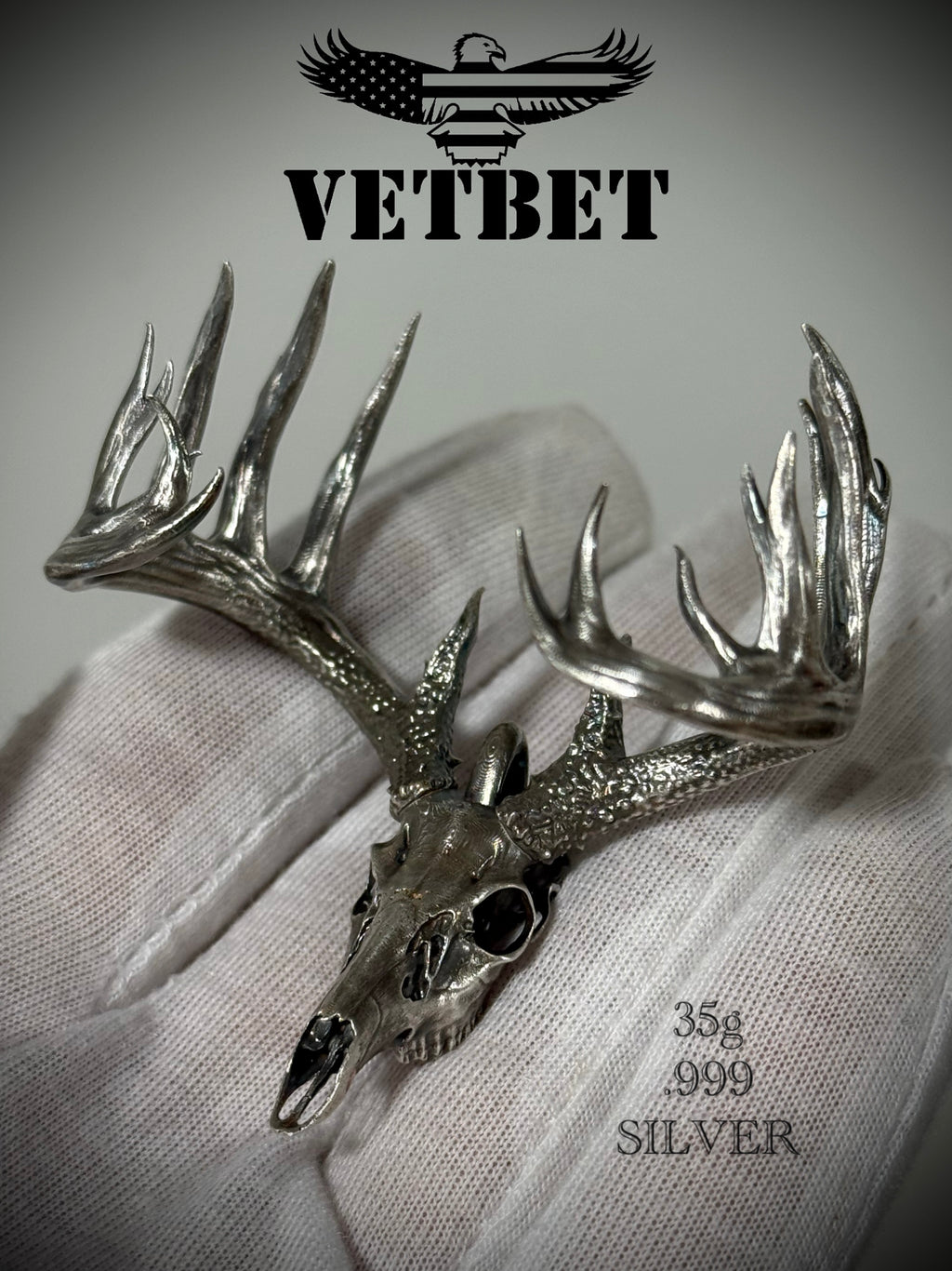 .999 Silver Trophy Whitetail w/hang loop