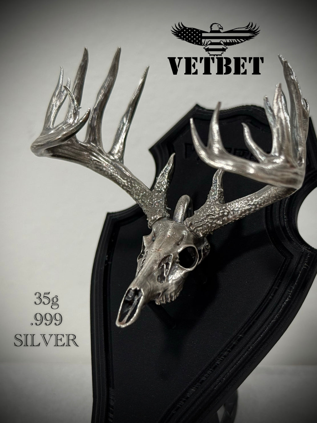 .999 Silver Trophy Whitetail w/hang loop
